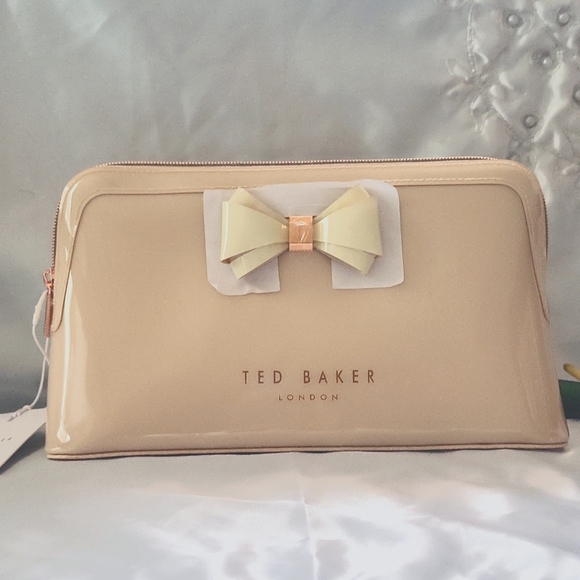 Ted Baker Bags Ted Baker Makeup Bag Nwt Poshmark
